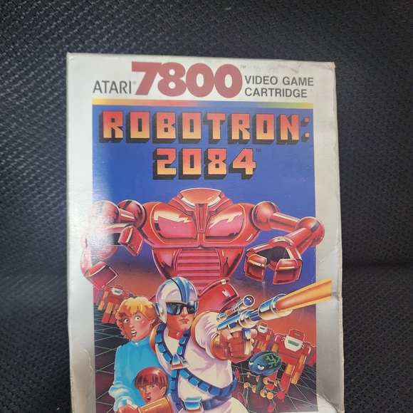 Atari 7800 Robotron: 2084 Video Game Cartridge - Red - Picture 1 of 2